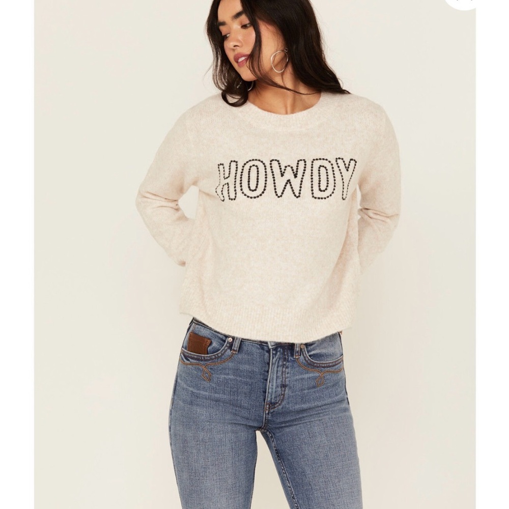 Boot Barn White Crow soft sweater